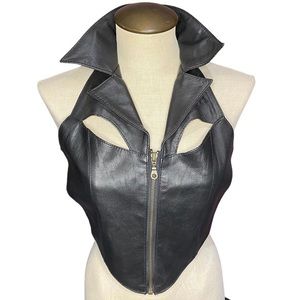 New with tags Choko ridingear black leather vest with cut‎ outs.